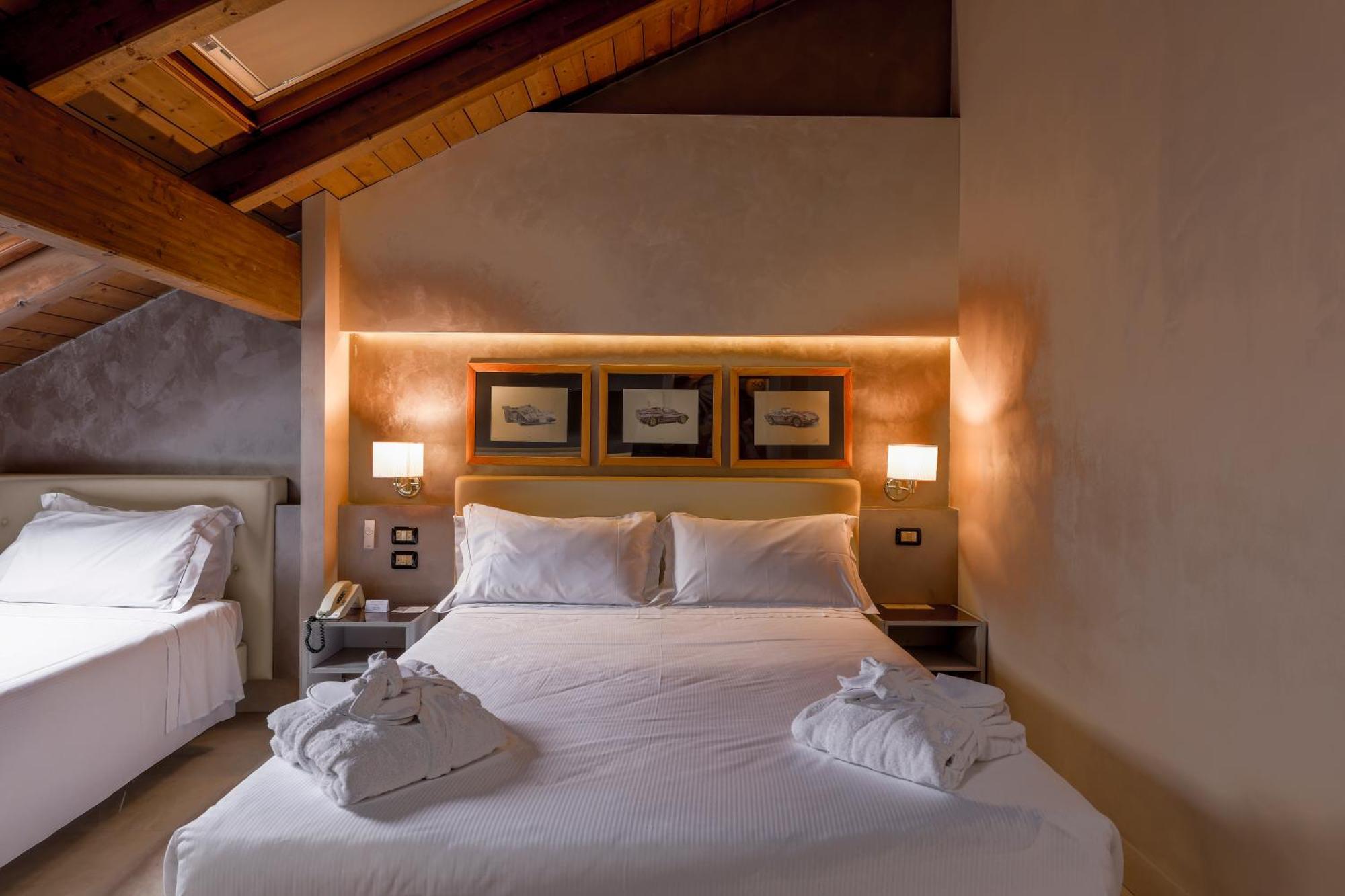 Western Modena District Hotel