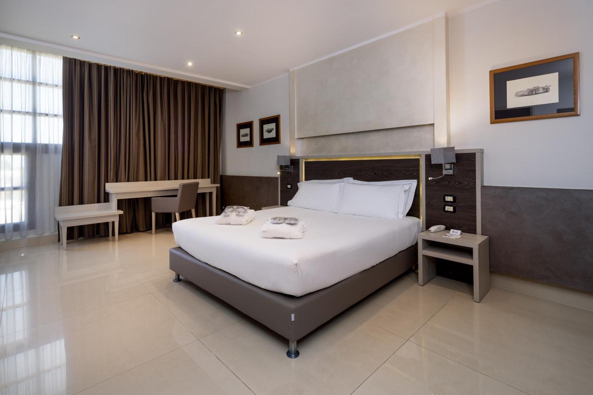 Western Modena District Hotel